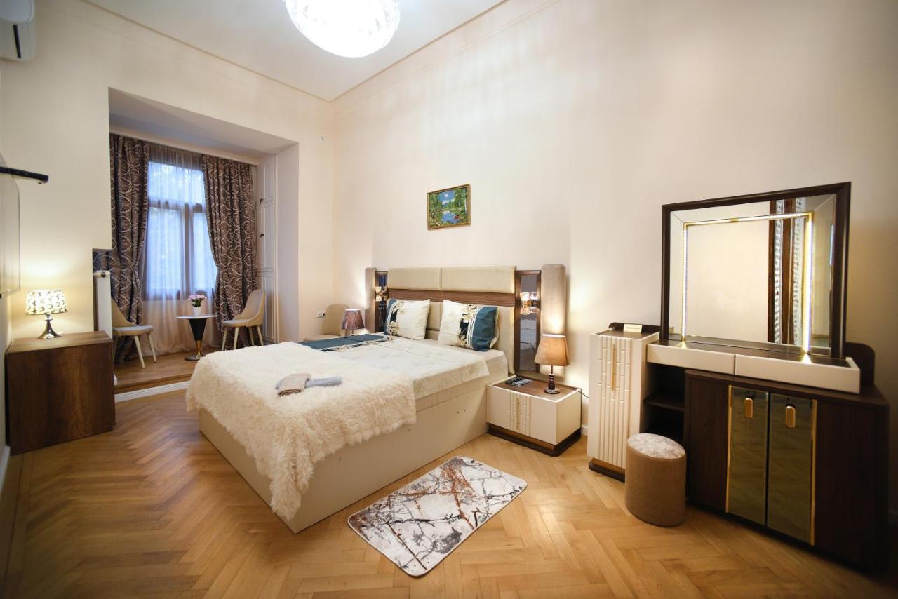City Lux Hotel Tbiliszi Kültér fotó