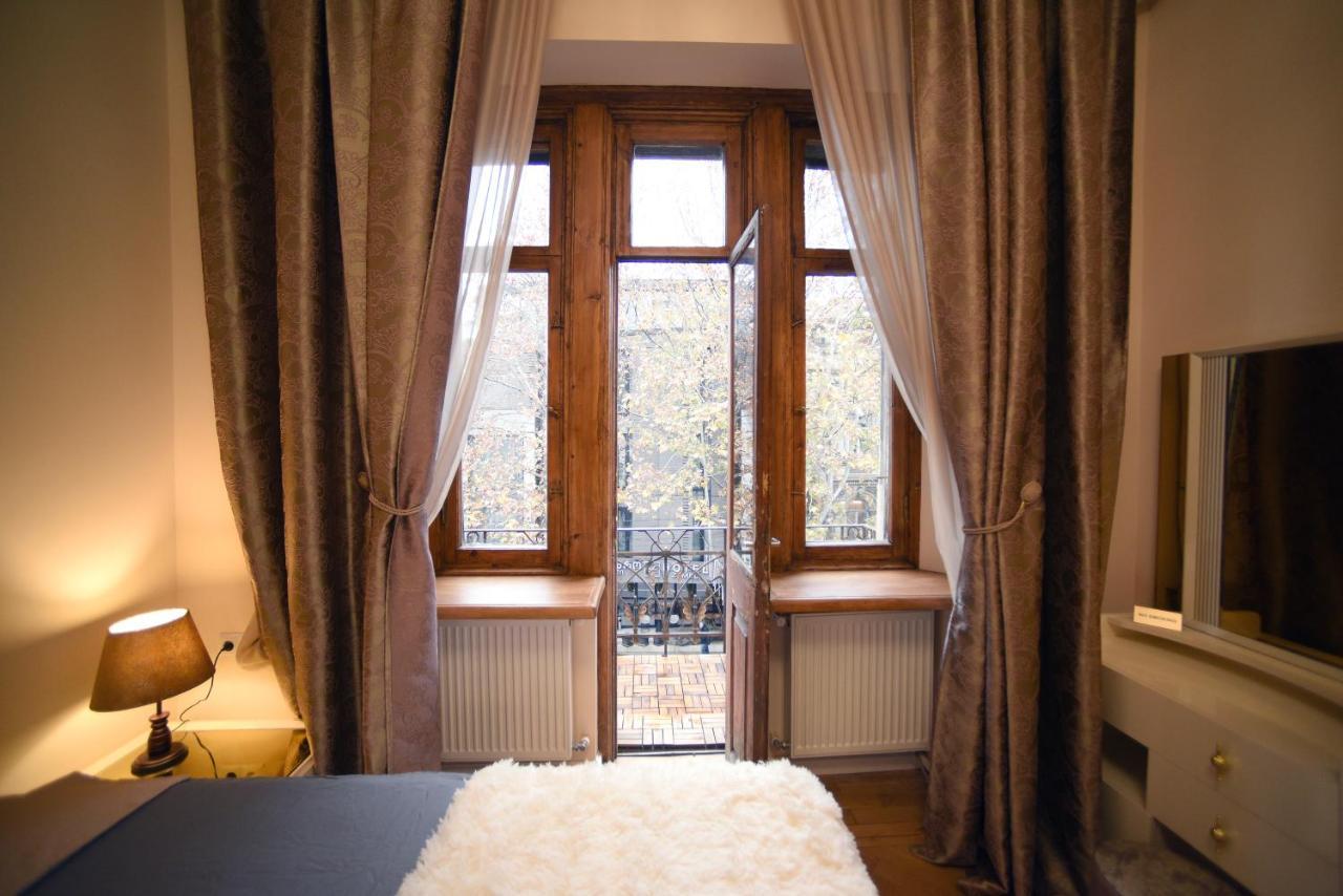 City Lux Hotel Tbiliszi Kültér fotó