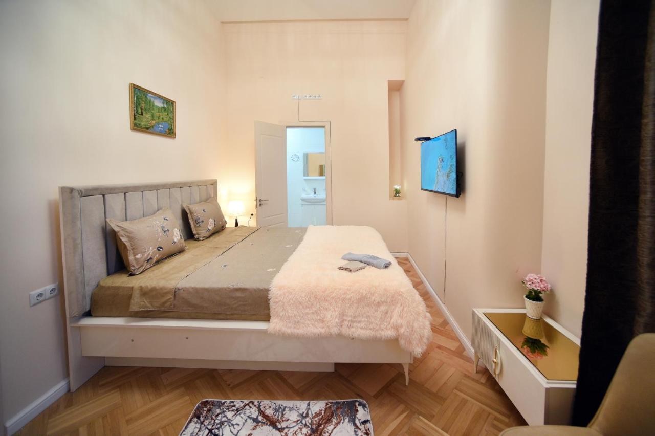 City Lux Hotel Tbiliszi Kültér fotó