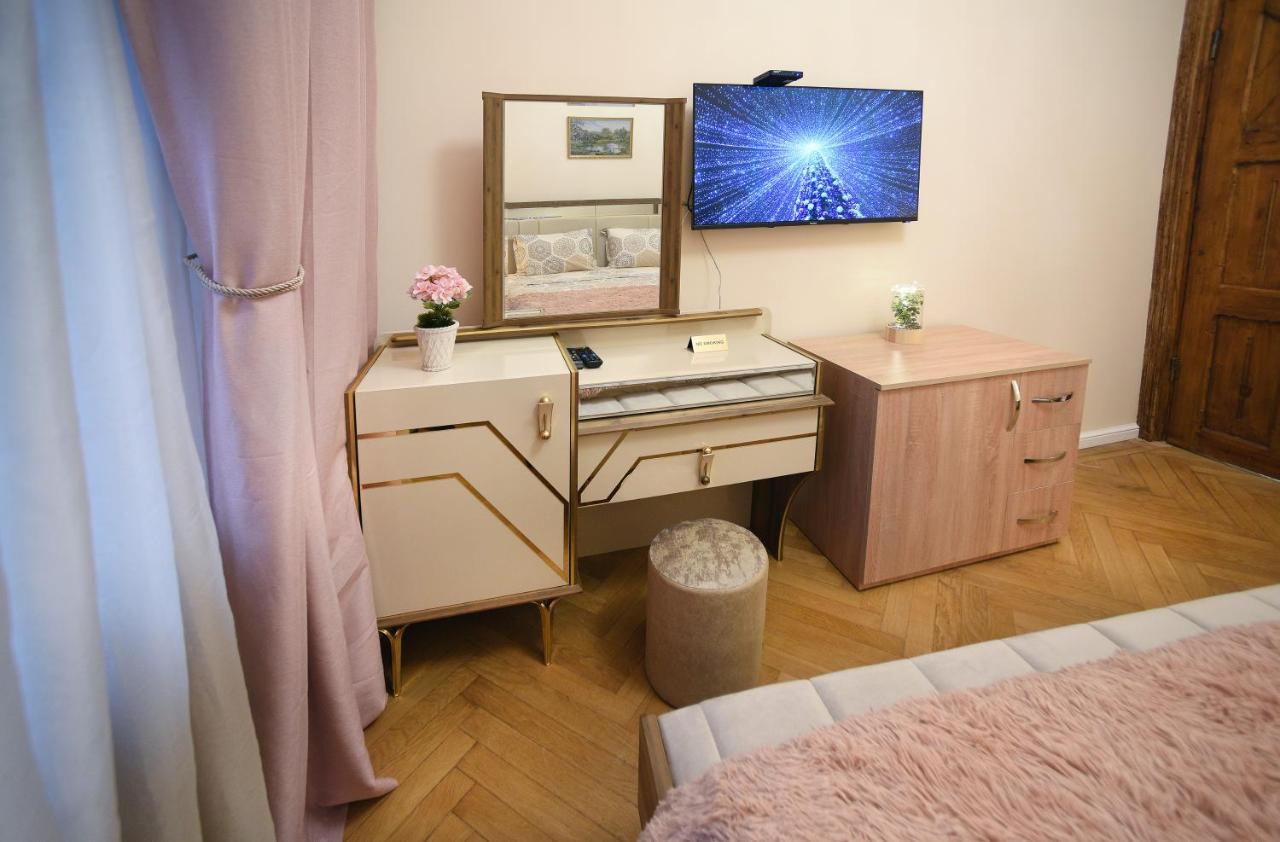 City Lux Hotel Tbiliszi Kültér fotó