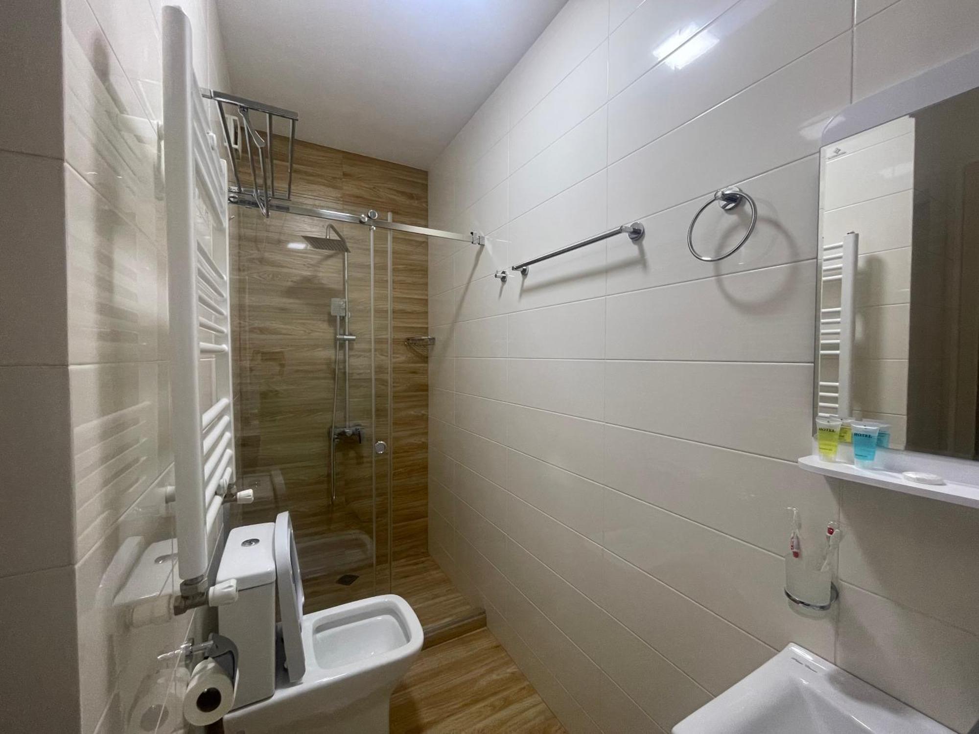 City Lux Hotel Tbiliszi Kültér fotó