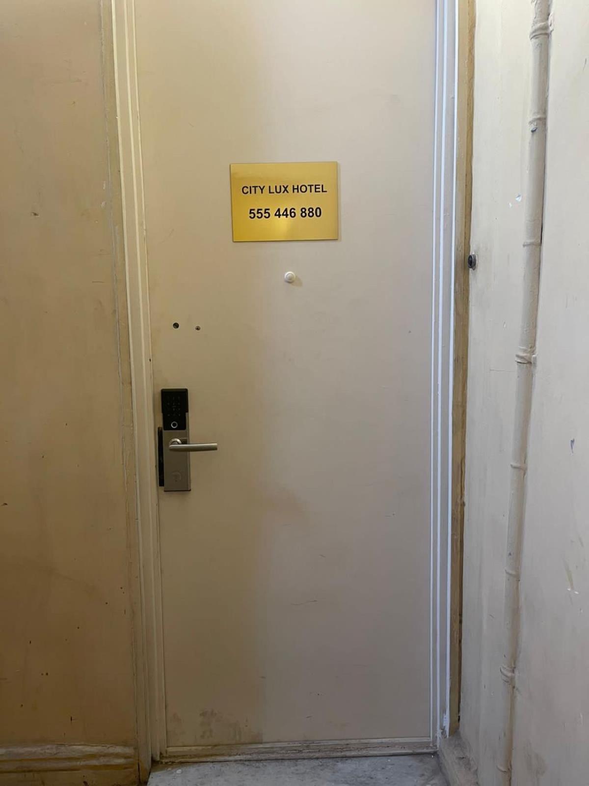 City Lux Hotel Tbiliszi Kültér fotó